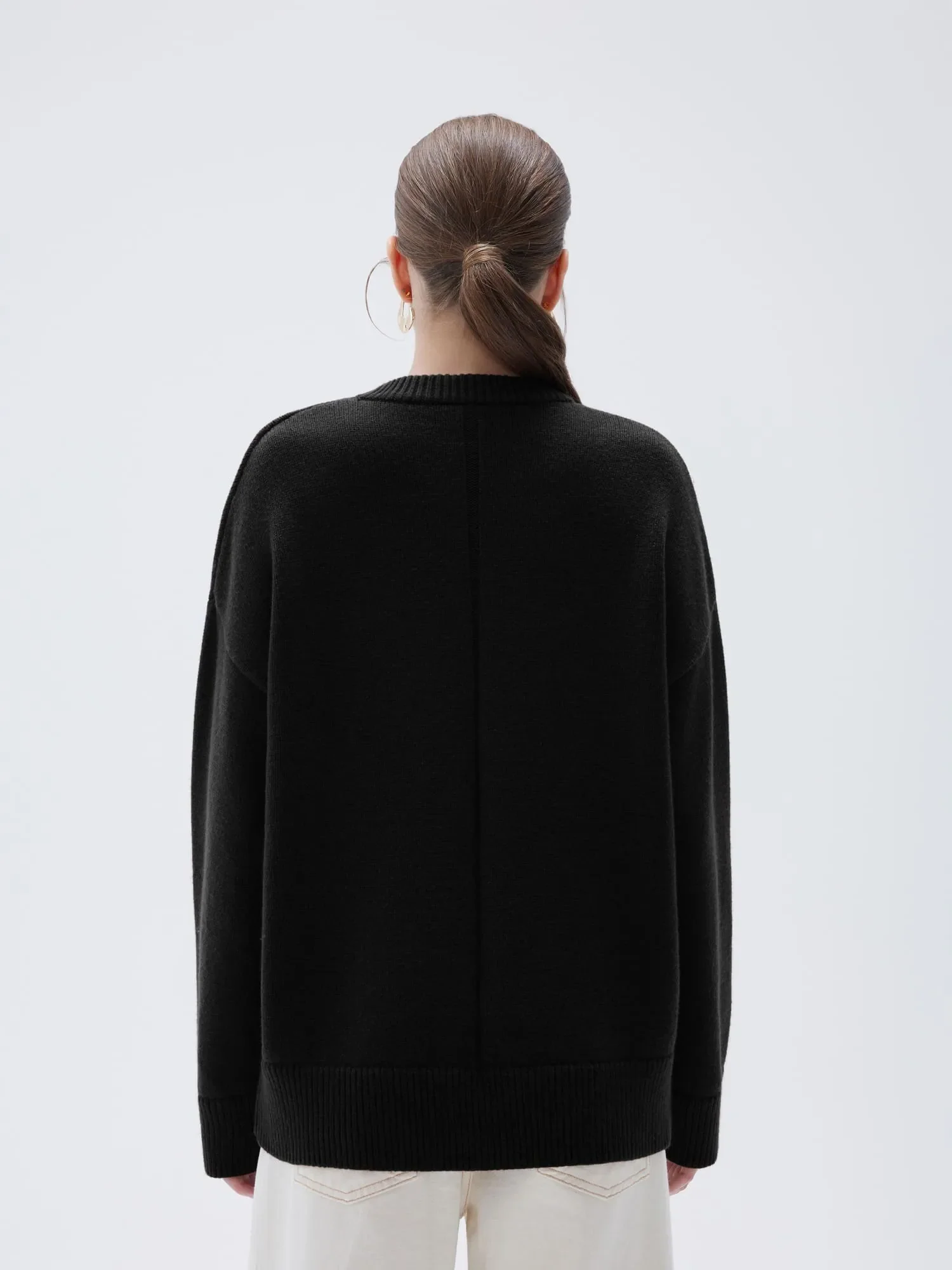 Cashmere Oversized Crew Neck Sweater - Image 18