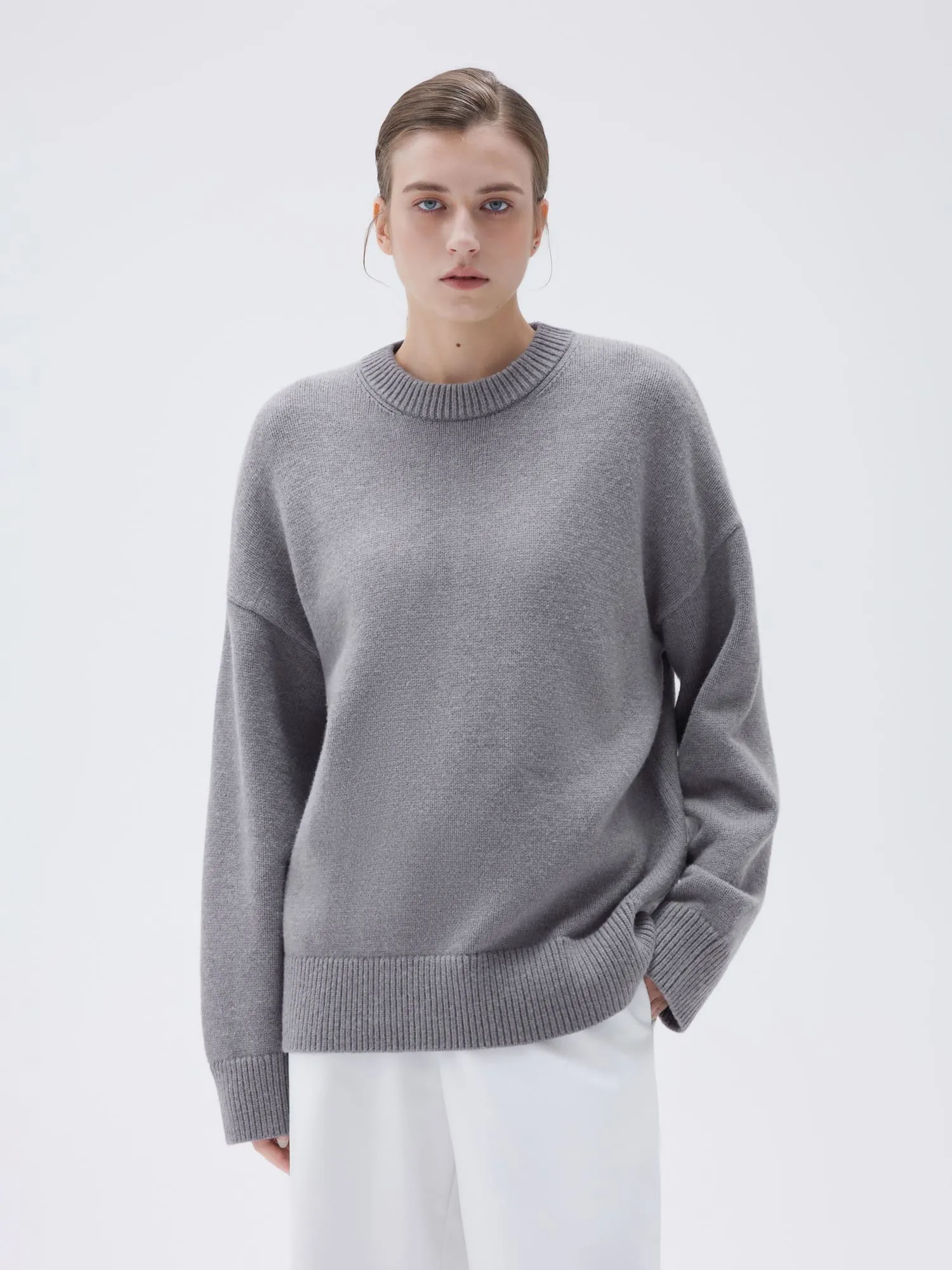 Cashmere Oversized Crew Neck Sweater - Image 37