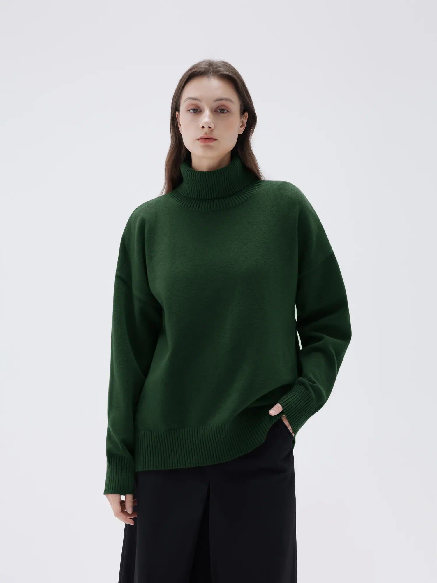 Cashmere Oversized Turtleneck Sweater - Image 18