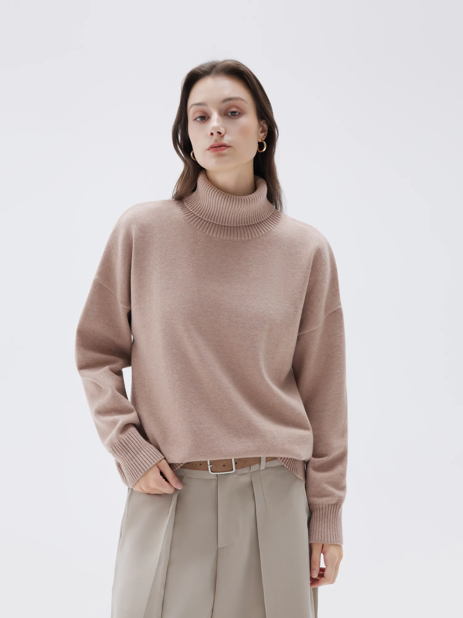 Cashmere Oversized Turtleneck Sweater - Image 24
