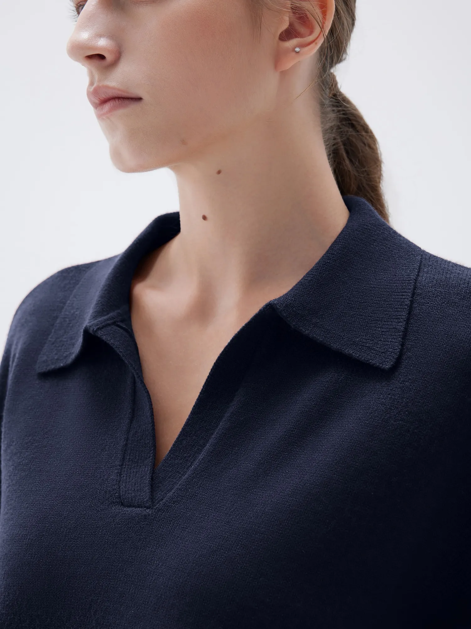Cashmere Oversized V Collar Sweater - Image 22