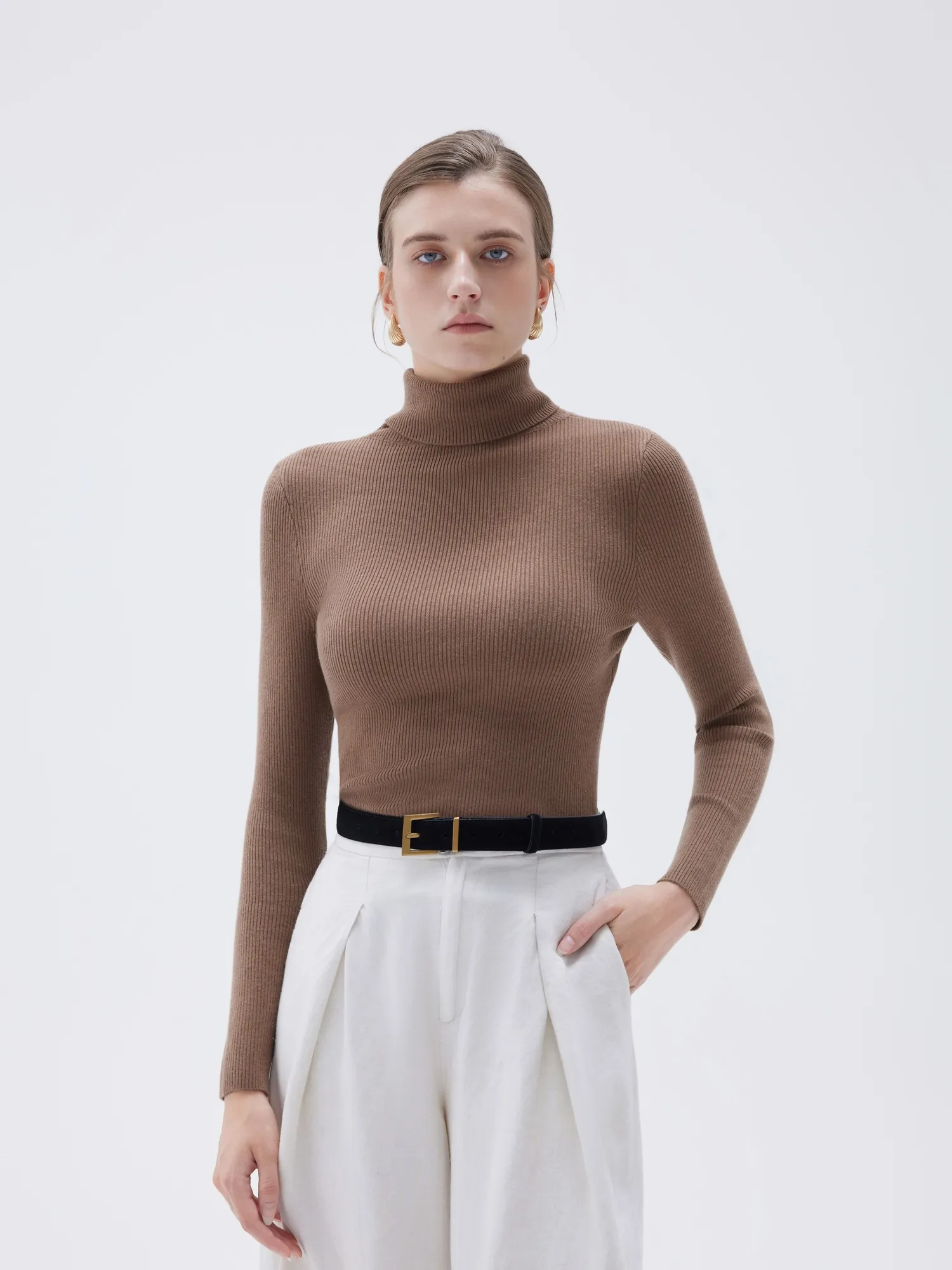 Cashmere Turtleneck Sweater - Image 15