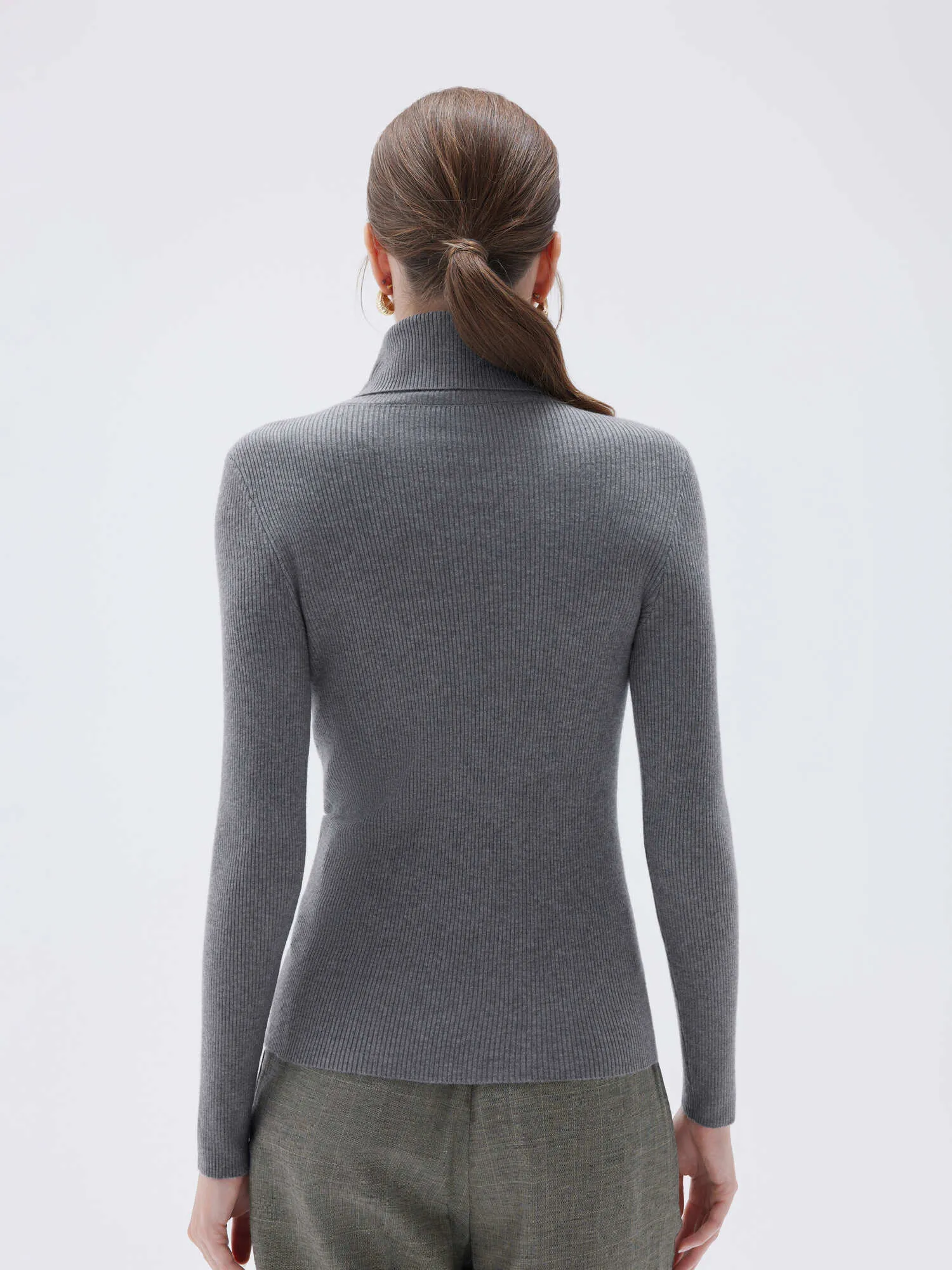Cashmere Turtleneck Sweater - Image 22
