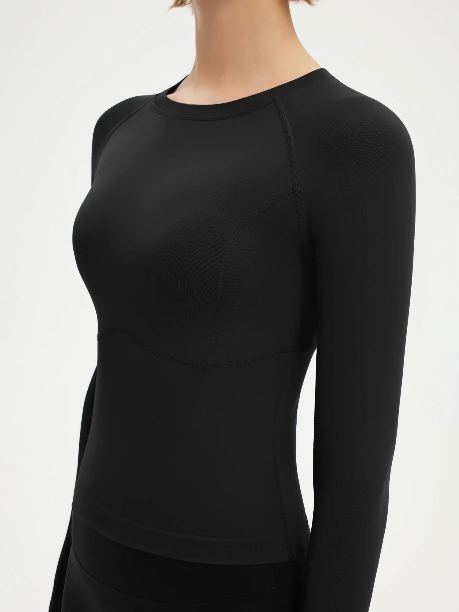 Seamless Crew Neck Workout Shirt - Long Sleeve - Image 11