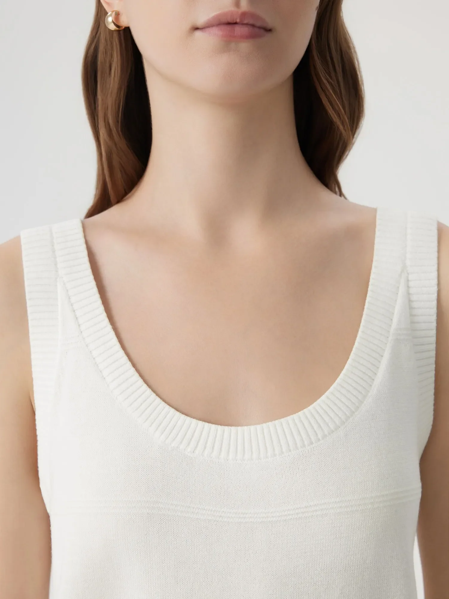 Cashmere Silk Blend Scoop Neck Knit - Image 32